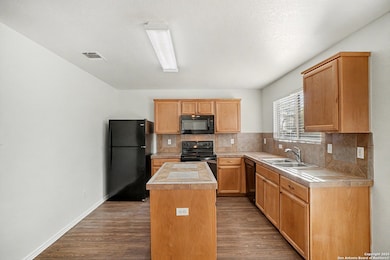 3959 Key West Way, Converse, TX 78109 - photo 7