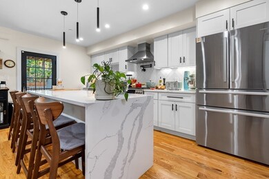 115 Falcon St unit 1, Boston, MA 02128 - photo 4