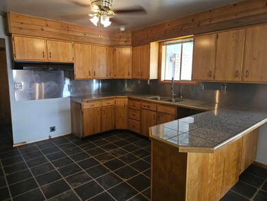 7649 Booth Rd, Klamath Falls, OR 97603 - photo 4