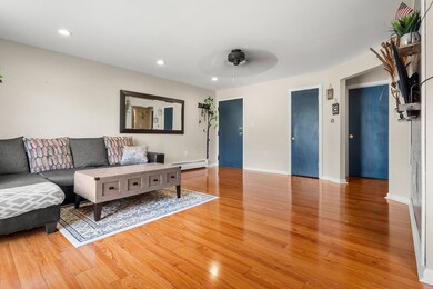 23 Edgelawn Ave unit 3, North Andover, MA 01845 - photo 5