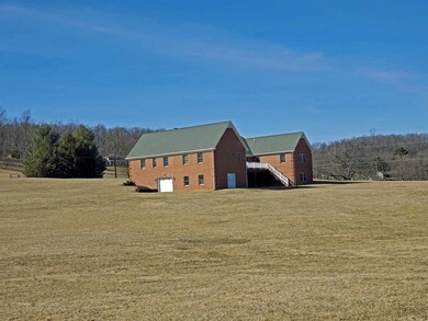 226 Foxfield Dr, Staunton, VA 24401 - photo 2