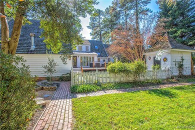 Enclosed rear yard and a wonderful deck to enjoy!