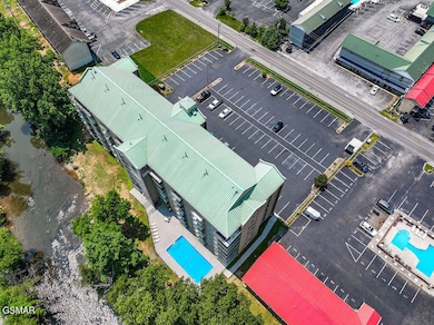 3215 N River Rd, Pigeon Forge, TN 37863 - photo 2