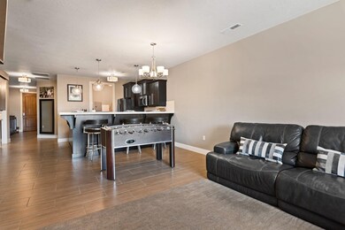810 S Dixie Dr - www.lystpros.com8