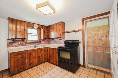 134 Hills Ferry Rd, Nashua, NH 03064 - photo 6