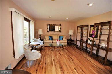 1 Zev Ct, Monmouth Junction, NJ 08852 - photo 5