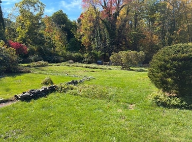 31 Glenmere St, West Bridgewater, MA 02379 - photo 4