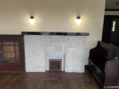 unlisted-address, Toledo, OH 43609 - photo 6