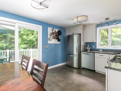 44 Cambridge Rd, Nashua, NH 03062 - photo 7