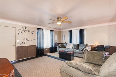 LIVING ROOM 2