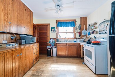 40 Rogers St, Dover, NH 03820 - photo 4