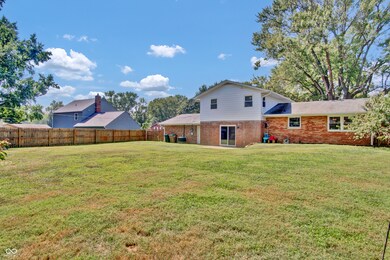 3271 Beech Dr, Columbus, IN 47203 - photo 2