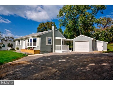 1050 Levengood Rd, Pottstown, PA 19464 - photo 2