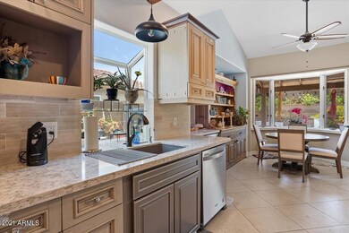 12-Kitchen