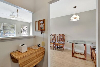 320 Horizons W unit 210, Boynton Beach, FL 33435 - photo 4