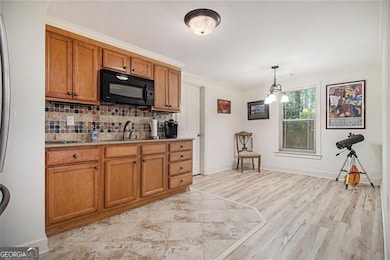 3698 Lakeview Dr, Tucker, GA 30084 - photo 7