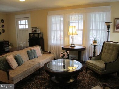 225 Morgan Ave, Collingswood, NJ 08108 - photo 4