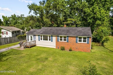 404 Delmar Rd, Jacksonville, NC 28540 - photo 2