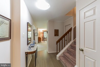 602 Hanover Ct, Chesterbrook, PA 19087 - photo 2