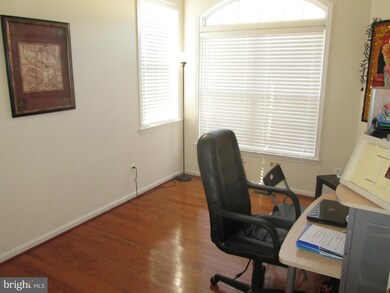 21983 Windy Oaks Square, Broadlands, VA 20148 - photo 7