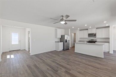 2690 Predator Place, Las Vegas, NV 89156 - photo 4