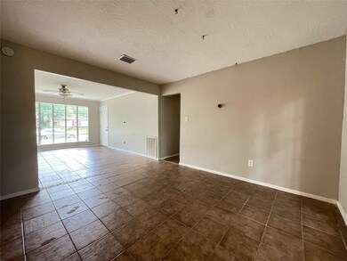 16926 David Glen Dr, Friendswood, TX 77546 - photo 3