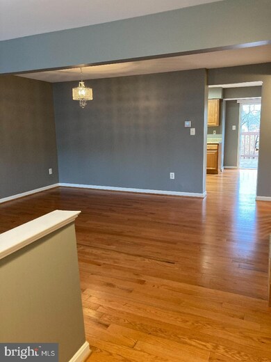 3522 Derby Shire Cir, Windsor Mill, MD 21244 - photo 7