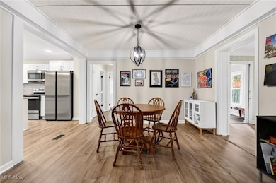 1570 Stadelman Ave, Akron, OH 44320 - photo 7