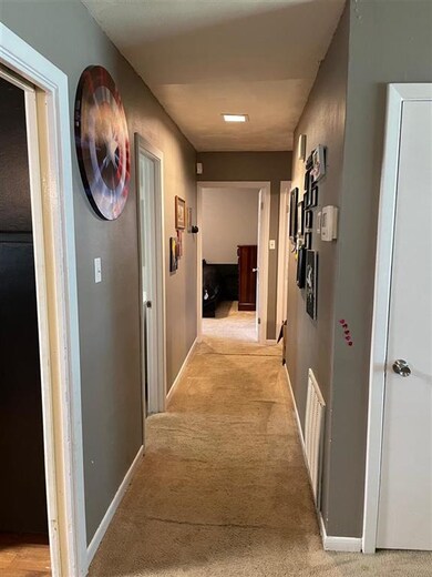 211 W Pioneer St, Wake Village, TX 75501 - photo 4