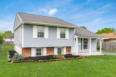 861 Aladdin Ct, Columbus, OH 43207 - photo 2