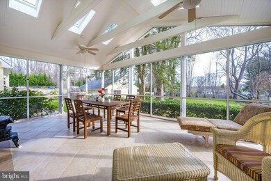 10805 Rock Run Dr, Potomac, MD 20854 - photo 6