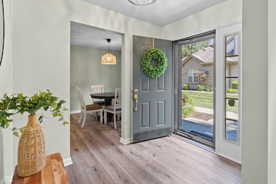 9233 Muir Ln, Fishers, IN 46037 - photo 5