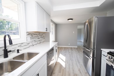 1505 Eisenhower Dr, La Porte, IN 46350 - photo 7