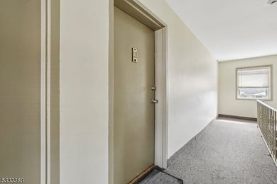 28 Knox Terrace unit 2B, Wayne, NJ 07470 - photo 4