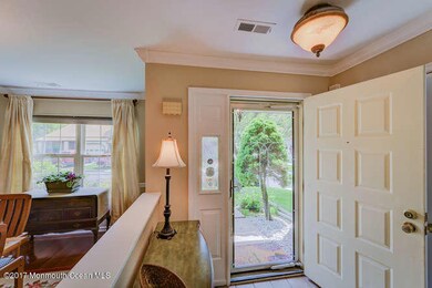 9 Lisa Court Matawan NJ 07747-small-003-