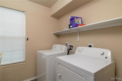 Washroom with independent washer and dryer
