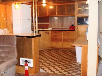 548 SE Port Ave, Lincoln City, OR 97367 - photo 5