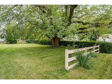 Yard/Garden. River View Warwick RI Home For Sale W