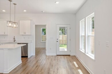 9-web-or-mls-41 Sandhill Court-05