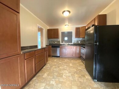 123 Cardinal Rd, Jacksonville, NC 28546 - photo 7