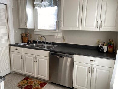 308 S Main St, Tipton, IN 46072 - photo 5