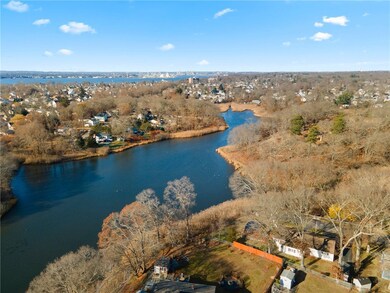 130 Lindy Ave, Riverside, RI 02915 - photo 6