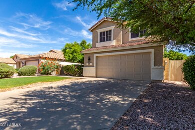 Gorgeous curb appeal