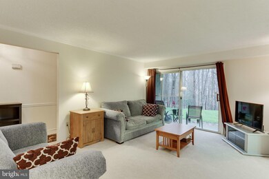 12262 Stevenson Ct, Woodbridge, VA 22192 - photo 6