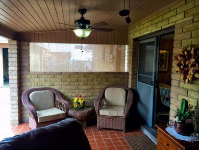 covered patio, 2