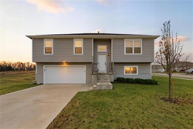 21295 W 218th Terrace, Spring Hill, KS 66083 - photo 2