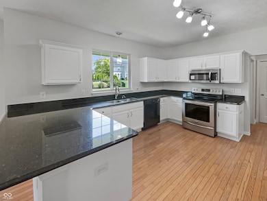 12089 Red Hawk Dr, Fishers, IN 46037 - photo 6