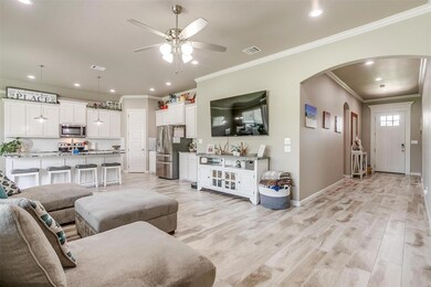 3320 Windcrest Dr, Granbury, TX 76049 - photo 6