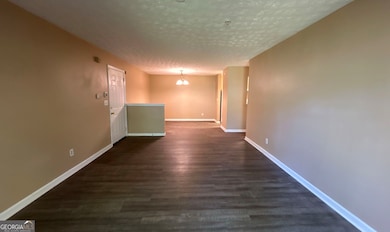 3203 Fairington Ridge Cir, Lithonia, GA 30038 - photo 5