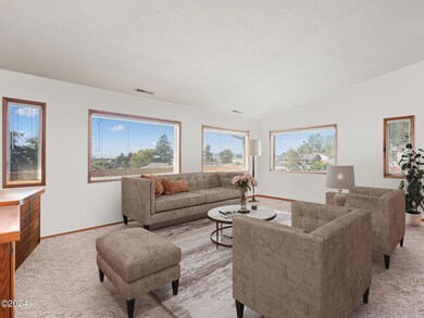 305 Cypress Ave - MLS-35
